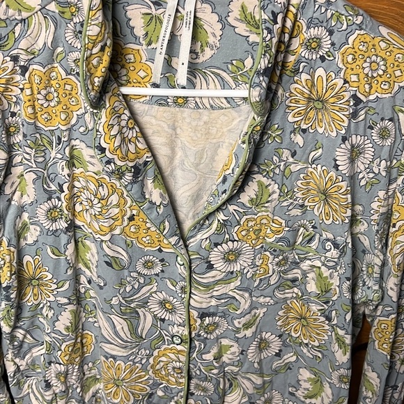Anthropologie Floral Blue Yellow Women's Button Down Shirt MD long sleeve - Picture 7 of 11